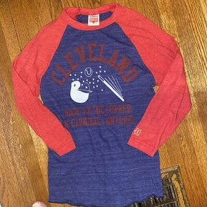 CLEVELAND GUARDIANS T Shirt HOMAGE XS Carnegie & Ontario MLB Jacob’s Field - Picture 1 of 4