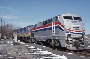 AMTRAK 55Eisenbahn Zug Lok RENSSELAER NY Original 1999 Foto Dia - Bild 1 von 1