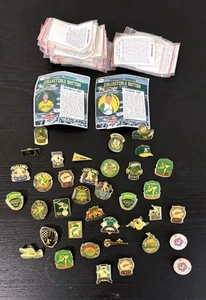 37 Oakland A's Baseball Sammelpins Vintage Unocal 76 mit Karten + Taschen - Bild 1 von 21