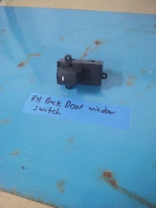 2014 - 2015 OEM KIA OPTIMA REAR RIGHT PASSENGER SIDE DOOR SWITCH ASSEMBLY - Imagen 1 de 4