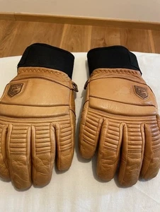 guanti sci hestra 9 medium/large usati pochissimo fall line 5 finger - Imagen 1 de 4