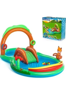 Bestway 53093 Play Center Friendly Woods con Spruzzi 295x199x130 con Scivolo - Foto 1 di 1