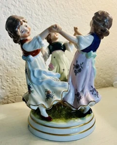 Porcelana Seatendorf The Round Dance” Scheibe-Alsbach Porcelain Factory RARO - Imagen 1 de 10