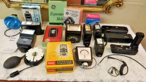 Vintage Large Job Lot Photography Vintage Flash Lens Winders Accessories & More - Picture 1 of 8
