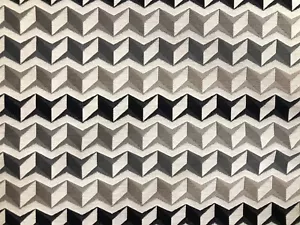 DISCOUNTED - FINE QUALITY BLACK GREY WHITE GEOMETRIC UPHOLSTERY FABRIC MATERIAL - Picture 1 of 8