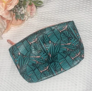 Ipsy Make Up Pouch July 2019 Glam Tropical Leaf Pattern Bag Only - Picture 1 of 3