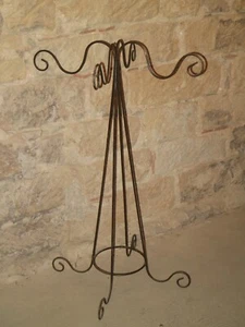 Ständer für einen Weinachtskranz - Bild 1 von 4