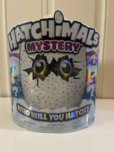 Hatchimals Mystery Egg - Fluffy Interactive Mystery - NUOVO con scatola - Foto 1 di 7
