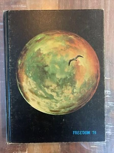 1976 SWEETWATER HIGH SCHOOL YEARBOOK, NATIONAL CITY, CALIFORNIA   - Picture 1 of 5