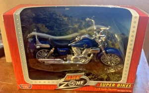 TC136 New Kawasaki Vulvan 2004 Super Bikes Hot Zone Motorcycle by Motor Max - Picture 1 of 8