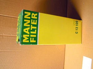 Mann Air Filter C13109 Chrysler, Dodge, Jeep, Renault - Picture 1 of 4