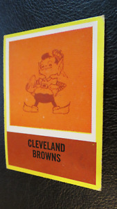 1967 Philadelphia Gum Football Set #48 Cleveland Browns Team Emblem