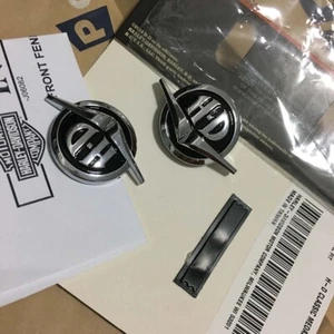 Genuine Classic Emblem Road King Medallions Logo Harley Davidson 14100748 2 PCS - Picture 1 of 2