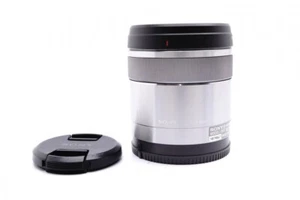 SONY E 30mm F3.5 Macro SEL30M35 E-Mount APS-C Lens Excellent+++++! - Picture 1 of 9