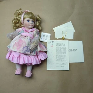 MARIE OSMOND Miracle Children TRACI Porcelain Doll C13113 SIGN LANGUAGE DEAF - Picture 1 of 19