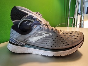 brooks transcend trainers