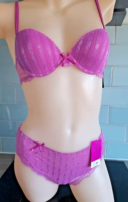 Sutiã Passionata Passio Lisero listrado rosa pré-formado camiseta - Imagem 1 de 4