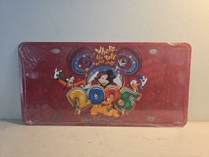 Walt Disney World 2005 Where the Party Never Ends License Plate Tag NEW RETIRED - Picture 1 of 2