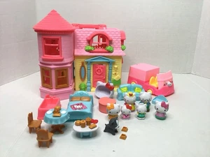 Hello Kitty & Friends ausklappbares Puppenhaus Spielset Sanrio 2008 - Bild 1 von 12