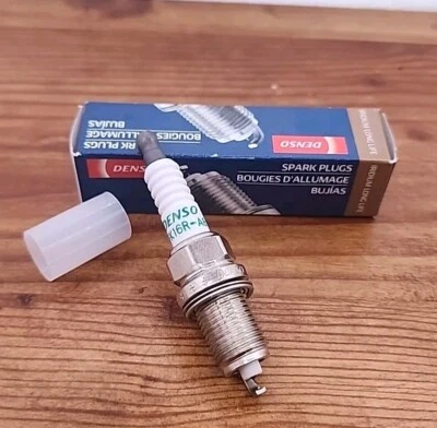 Bujía Denso 3485 Iridio Larga Vida 0.032 Toyota Prius C 12-18 FK16R-A8 Foto 1 de 4