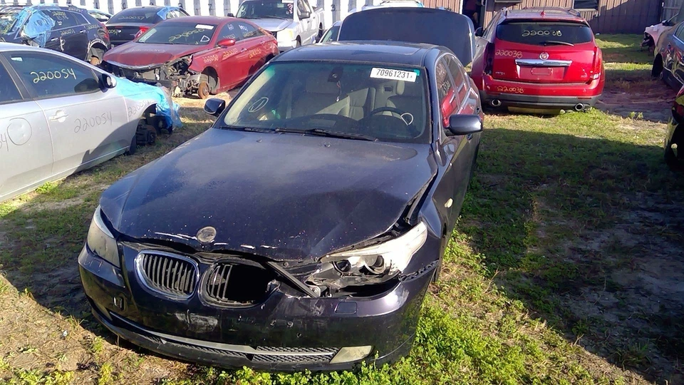 08 09 10 11 宝马 528I 太阳车顶电机 仅无玻璃 — 第 1/1 张图片