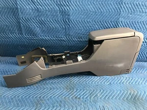 01-02 Ford Explorer Front Floor Center Console Gray OEM - Picture 1 of 12