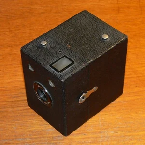 Cámara vintage KODAK Six-20 Hawkeye Major CAJA NEGRA - Imagen 1 de 6