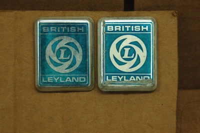 Emblemas de guardabarros MGB "British Leyland" también MG enano Foto 1 de 2