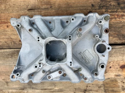 Colector de admisión Edelbrock para Oldsmobile 400, 425, 455 Foto 1 de 4