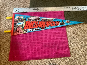VINTAGE Indiana Wimpel PFINGSTROSE Indianapolis 500 THE HOOSIER DOME - schneller Versender - Bild 1 von 4