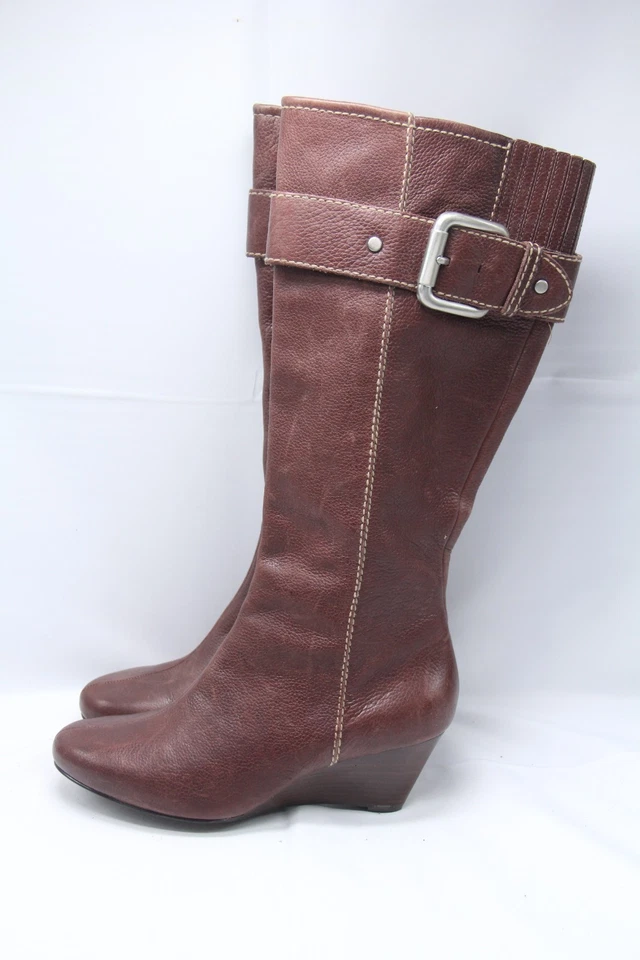 Fossil Maddox Boots Womens 7.5 Buckle Wedge Tall Zip Brown Pebble Grain Leather - Image 1 of 4