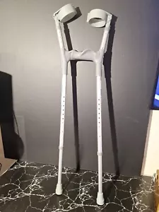 K Care Adjustable Forearm Adult Elbow Crutches Pair Good Condition 130kg - Picture 1 of 3