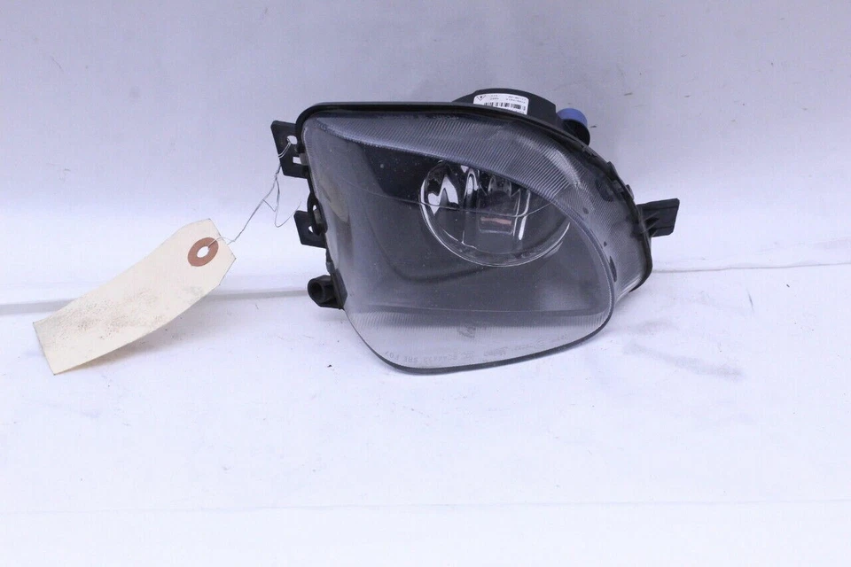 Faro antiniebla derecho BMW 535i 550i GT 2010-2012 OEM usado Foto 1 de 4