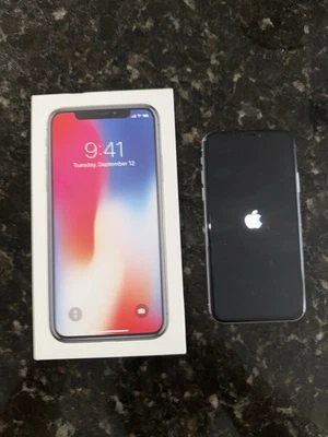 iPhone X - Immagine 1 di 4