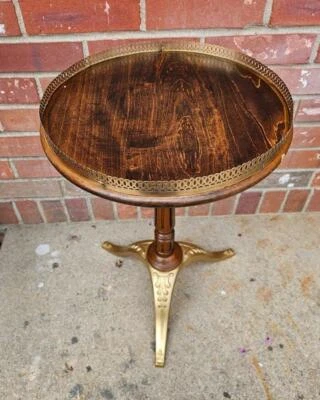 Vintage Walnut Plant Stand Fern Table Carved Pedestal Brass Accents - Image 1 of 4