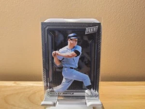 Panini 2019 - Mickey Mantle - Base VIP National Gold casi nueva o mejor - Imagen 1 de 2