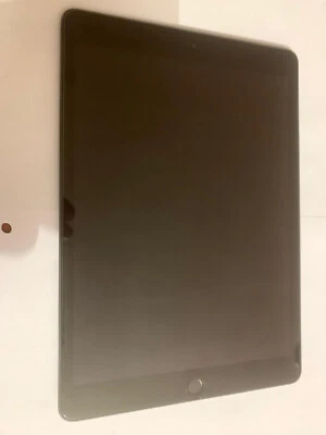 Ipad 7 generazione, pellicola protettiva e cover rigida inclusa - Immagine 1 di 3