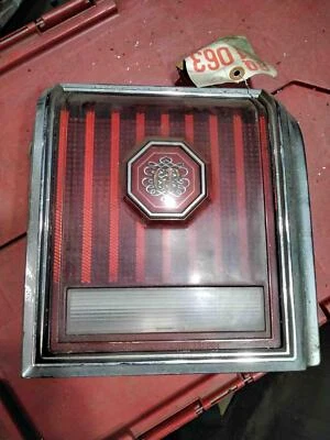 1977 PONTIAC GRAND PRIX Tail Light Assembly Left - Image 1 of 2