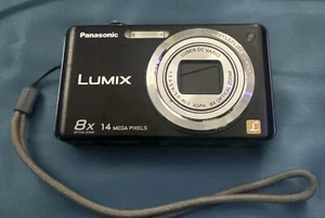 Panasonic Lumix DMC-FH20 Digital 14MP 8x LCD Black Camera UnTested- NO CHARGER - Picture 1 of 3
