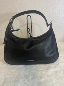 Calvin Klein Clay Top Zip Hobo Shoulder Bag - Picture 1 of 8