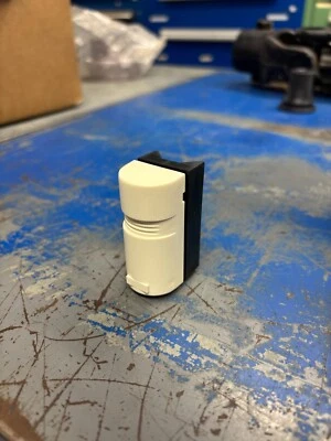 LAARS TEMP SENSOR  PN:CA005400 - Image 1 of 2