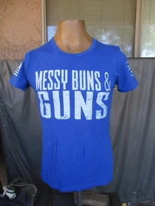 GRUNT STYLE, Messy Buns & Guns, maglietta da donna, grande - Foto 1 di 6