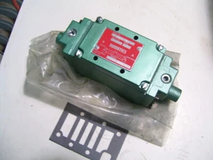 NUEVO EN CAJA NUMATICS TIPO PA40 33-JDR5000 NEUMÁTICO 4W/3POS DOBLE PILOTO VÁLVULA CTRL P4159 - Imagen 1 de 6