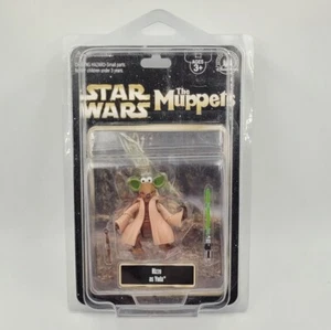 Star Wars Star Tours Disney Muppets Rizzo as Yoda ( Exclusive ) - Picture 1 of 2