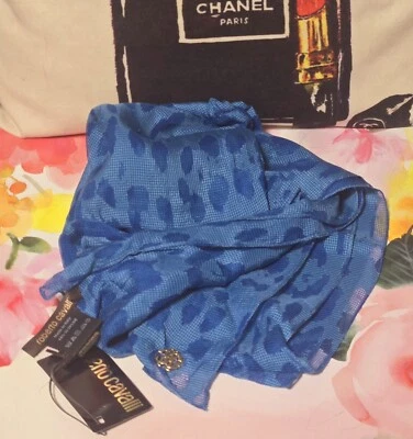 BUFANDA ROBERTO CAVALLI AZUL ESTAMPADO JAGUARES AUTÉNTICA Foto 1 de 4