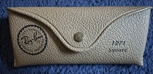 Ray-Ban Soft Cream Glasses Case With Cloth - Picture 1 of 3