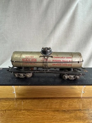 Вагон-цистерна поезда Marx Niacet Chemical Corp NY NIAX 256 027 - Изображение 1 из 4