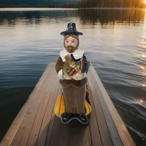 Thanksgiving Pilgrim Replacement Pepper Shaker  2010 Blue Sky Ceramic Figurine - Picture 1 of 10