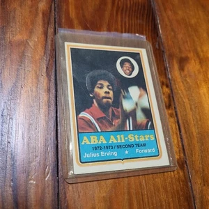 Tarjeta de baloncesto 1973 Julius Erving ABA All Stars Dr J años 70 #240 HZP - Imagen 1 de 3