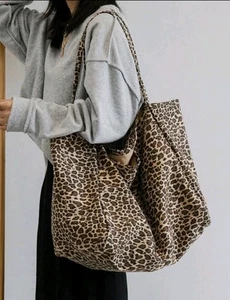 Borsa shopper stampa animalier borsa a mano borsa a tracolla stampa animalier motivo leopardato  - Foto 1 di 10